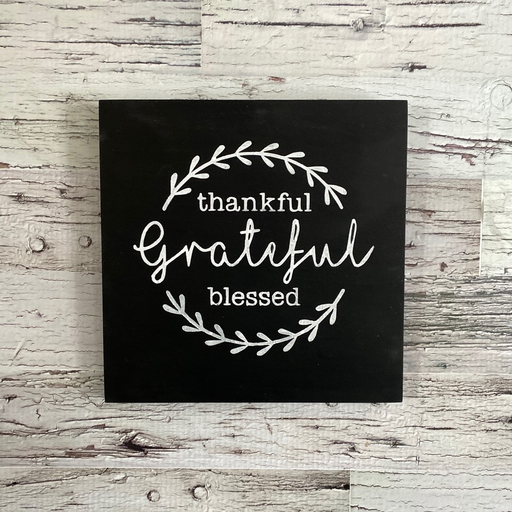 Handmade sign grateful thankful blessed farmhouse